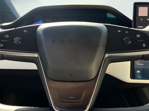 Used 2022 Tesla Model X Plaid AWD/4WD image 43