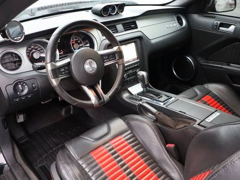Used 2012 Ford Mustang Shelby GT500 w/ SVT Performance Pkg RWD image 4