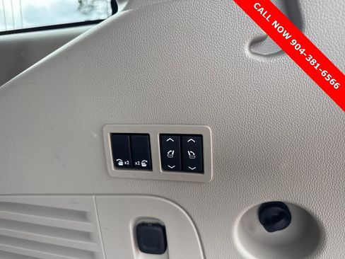 Used 2017 Cadillac Escalade Luxury image 21