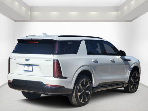 New 2026 Cadillac Escalade IQL Sport 2 w/ LPO, Floor Liner Package image 4