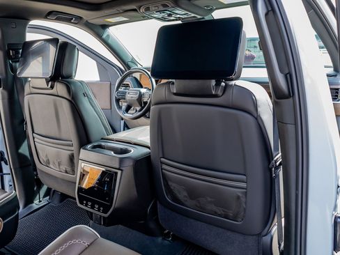 Used 2026 GMC Yukon XL Denali Ultimate image 31