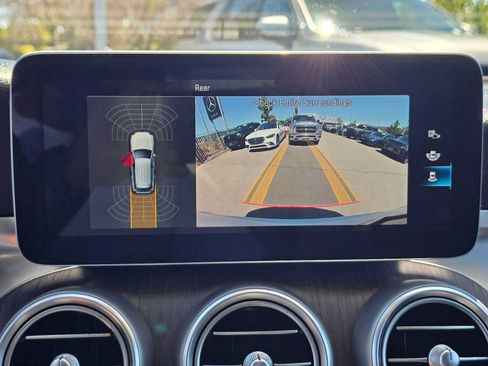 Used 2022 Mercedes-Benz GLC 300 image 32