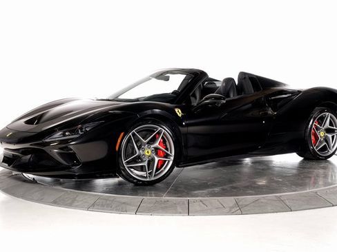 Certified 2021 Ferrari F8 Tributo image 1