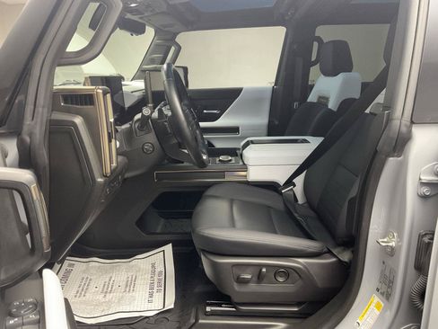Used 2024 GMC Hummer EV 2X AWD/4WD image 12