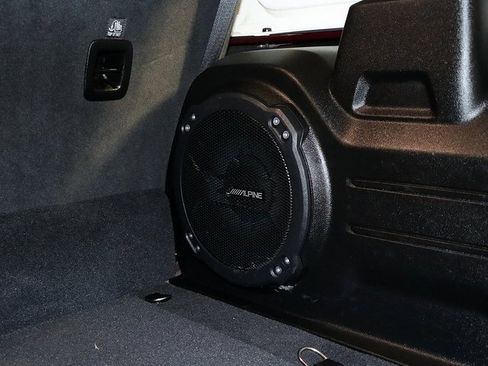 Used 2021 Jeep Wrangler Unlimited Sahara w/ Cold Weather Group image 30