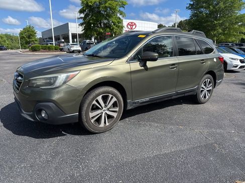 Used 2019 Subaru Outback 2.5i Limited AWD/4WD image 2