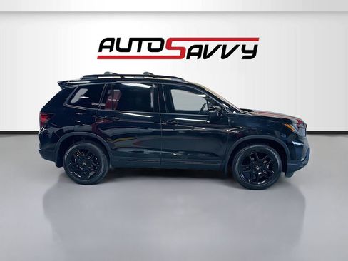 Used 2025 Honda Passport Black Edition image 8