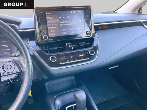 Certified 2022 Toyota Corolla LE FWD image 7