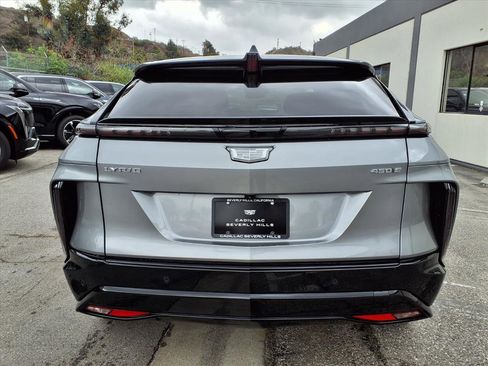 Used 2026 Cadillac Lyriq Sport image 9
