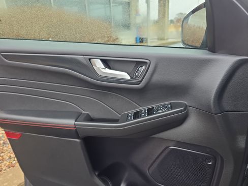 Used 2024 Ford Escape ST-Line w/ Tech Pack #1 image 14