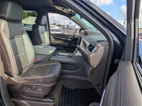 Certified 2023 GMC Yukon Denali image 18
