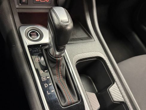 Used 2025 Nissan Sentra SR FWD image 16