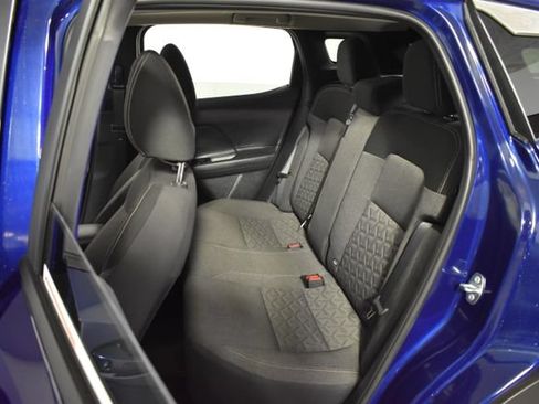 Used 2025 Nissan Kicks SV w/ SV Premium Package AWD/4WD image 25