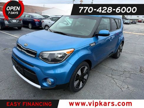 Used 2018 Kia Soul + image 1