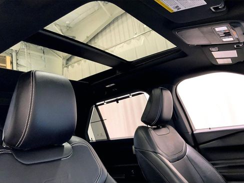 Used 2023 Ford Explorer ST w/ Equipment Group 401A image 27