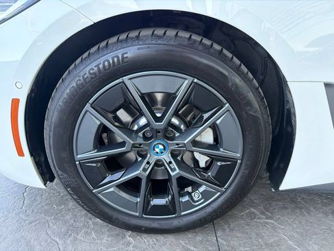 Used 2023 BMW i4 eDrive40 w/ Premium Package RWD image 5