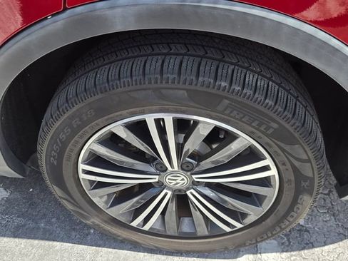 Used 2018 Volkswagen Tiguan SEL FWD image 7