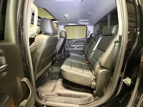 Used 2018 GMC Sierra 3500 Denali w/ Duramax Plus Package image 13