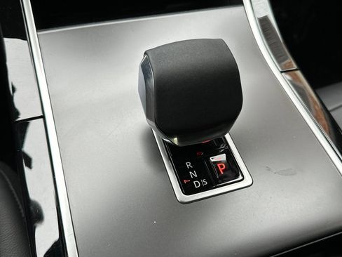 Used 2024 Land Rover Range Rover Evoque Dynamic SE image 18