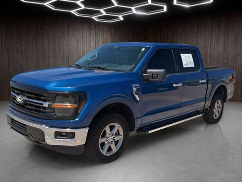 Used 2024 Ford F150 XLT AWD/4WD image 3