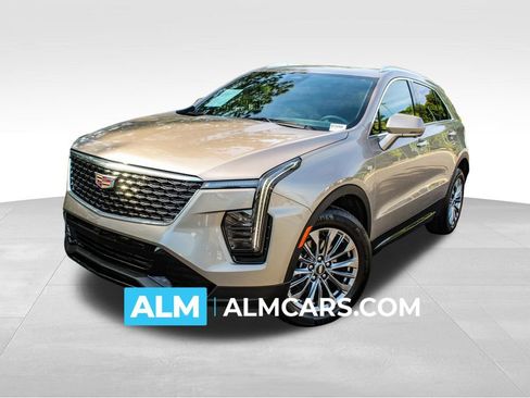 Used 2025 Cadillac XT4 Premium Luxury FWD image 1