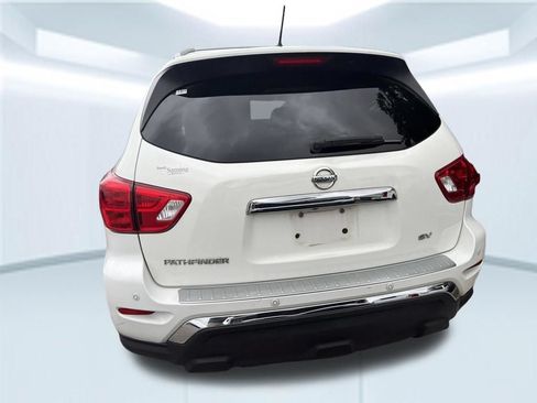 Used 2017 Nissan Pathfinder SV FWD image 7