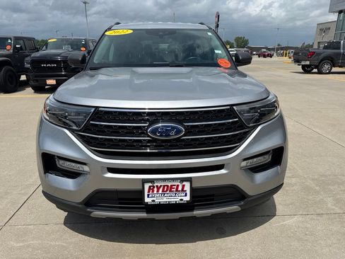 Used 2022 Ford Explorer XLT w/ Equipment Group 202A AWD/4WD image 26