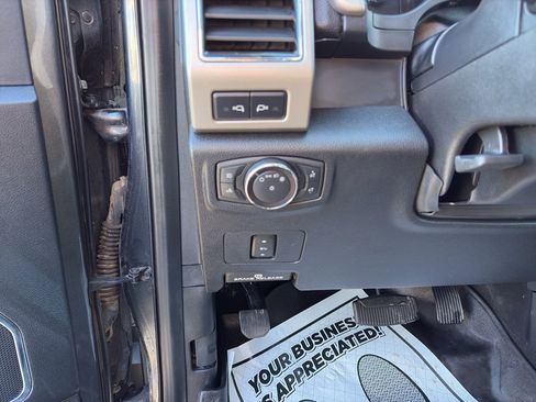 Used 2019 Ford F350 Lariat w/ Lariat Value Package image 13