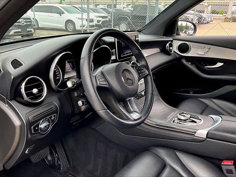 Used 2019 Mercedes-Benz GLC 300 image 15