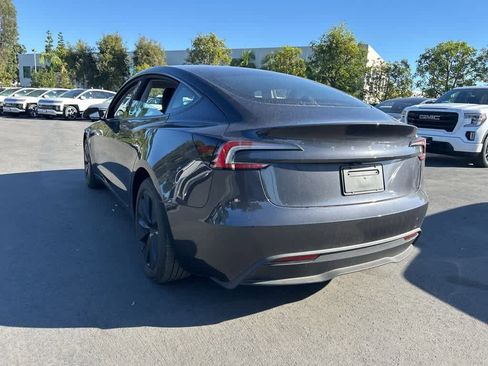 Used 2024 Tesla Model 3 Standard Range image 4