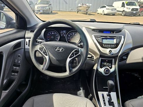 Used 2012 Hyundai Elantra GLS w/ Preferred Pkg 3 image 11