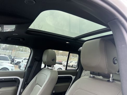 Certified 2024 Land Rover Defender 110 S image 18