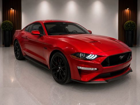 Used 2021 Ford Mustang GT Premium RWD image 3