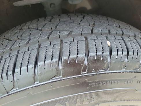 Used 2017 Toyota RAV4 XLE image 33