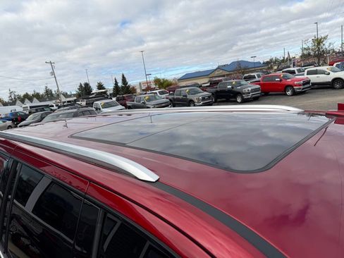 Used 2021 Chevrolet Suburban High Country image 58