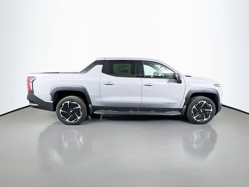 New 2026 Chevrolet Silverado EV LT image 4