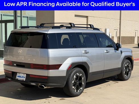 Used 2025 Hyundai Santa Fe SEL image 4