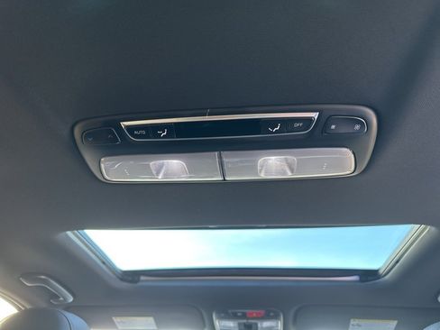 Used 2023 Kia Telluride EX X-Line image 30