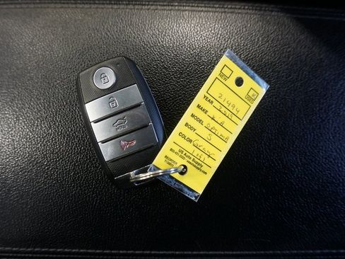 Used 2019 Kia Optima S image 33