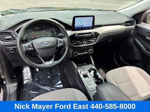 Used 2022 Ford Escape SE w/ Convenience Package FWD image 17