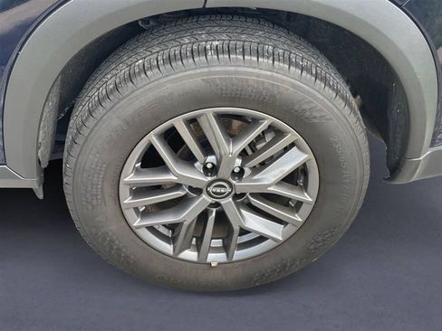 Used 2026 Nissan Rogue SV FWD image 5