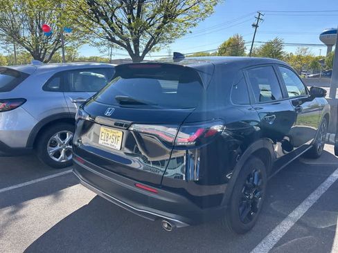 Used 2024 Honda HR-V Sport image 18