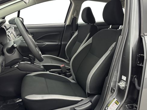 Used 2025 Nissan Versa S image 12