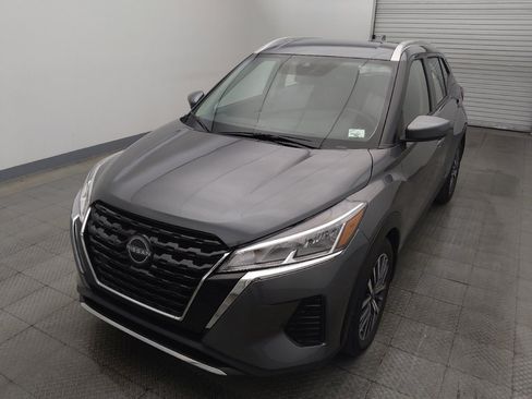 Used 2023 Nissan Kicks SV FWD image 15