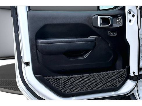 Used 2023 Jeep Wrangler Unlimited w/ 8.4" Radio Group AWD/4WD image 32