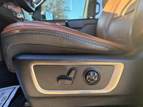 Used 2022 RAM 1500 Limited image 13