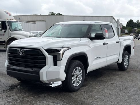 New 2026 Toyota Tundra SR5 RWD image 1