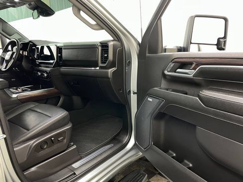 Certified 2024 GMC Sierra 2500 SLT w/ SLT Premium Package AWD/4WD image 42