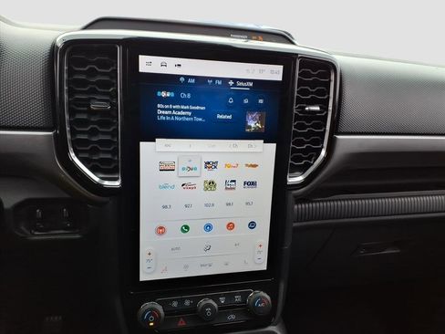 Used 2024 Ford Ranger XLT image 32