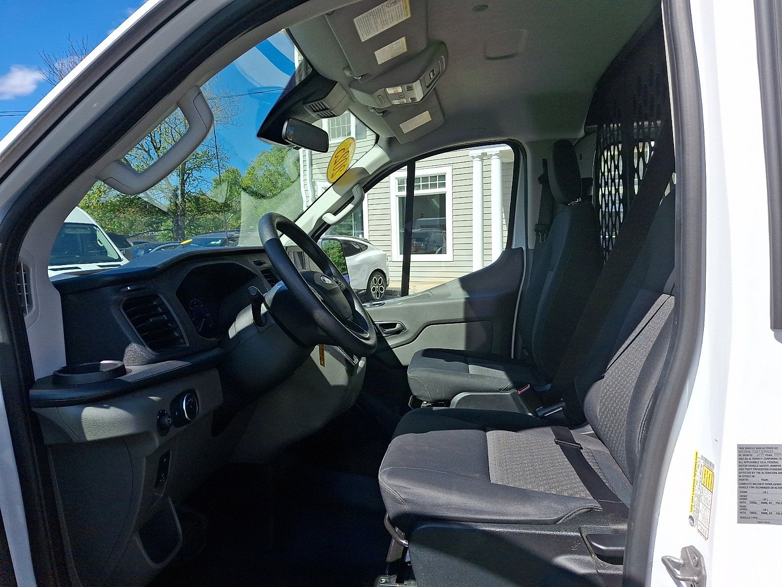 Used 2025 Ford Transit 250 Low Roof w/ Exterior Upgrade Package RWD image 14